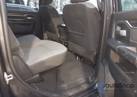 2024 Ram 2500 Big Horn 4X4 6'4 Box из США, поврежденный, VIN 3C6UR5DL2RG286040